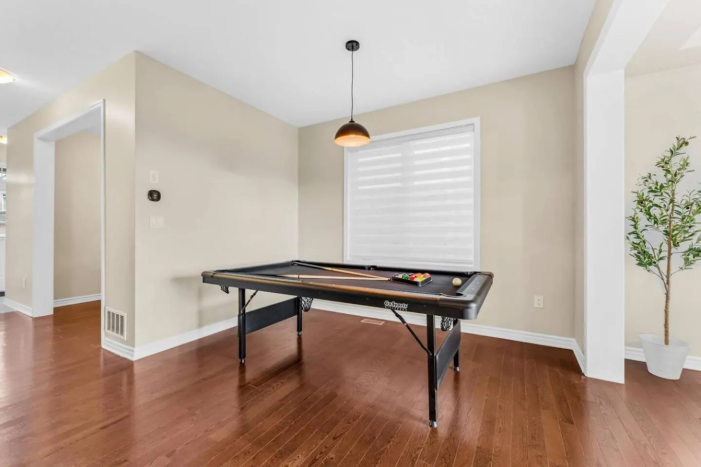 Spacious Family Getaway Near Nature & Dining Cambridge 0*,